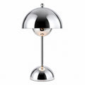 Floral bud vintage desk lamp