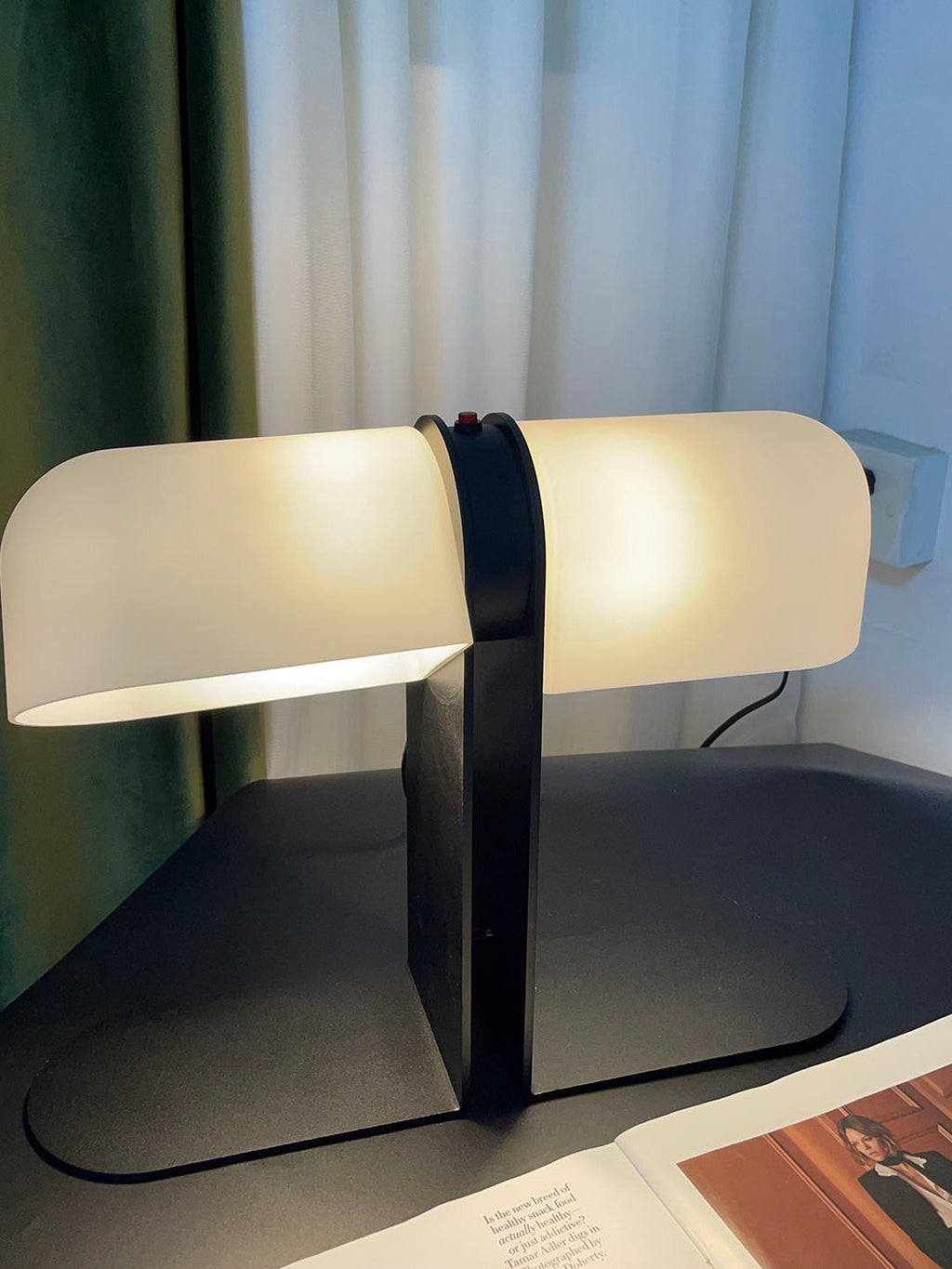 Modern Minimalist Table Lamp for Home Decoration